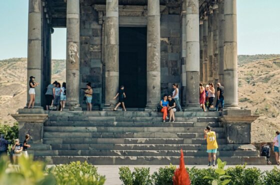 5 Days Discover Armenia: Yerevan, Amberd Fortress & Lake Sevan Tour