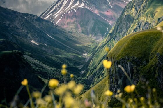 Georgia & Armenia 9-Day Tour – Tbilisi, Kazbegi, Yerevan & Ancient Monasteries