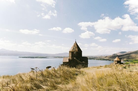 4-Day Armenia Highlights Tour: Yerevan, Lake Sevan & Khor Virap Monastery