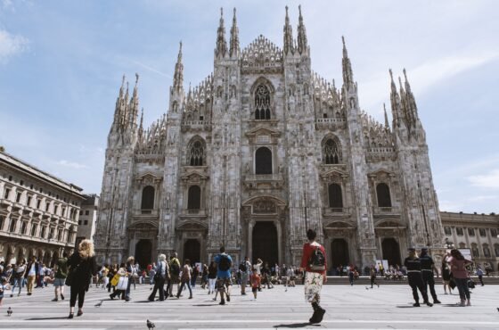 14 Days by Train Across Italy: Milan, Venice, Rimini, Rome, Florence & Genoa